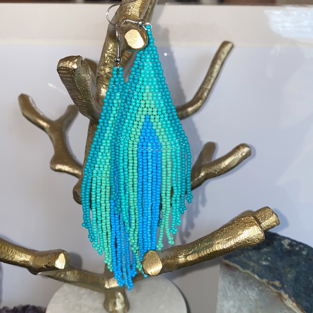 HP๐NEW Boho Stunning turquoise bead earrings - Picture 5 of 14